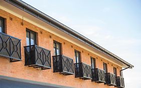 Nightcap At Rose & Crown Hotel